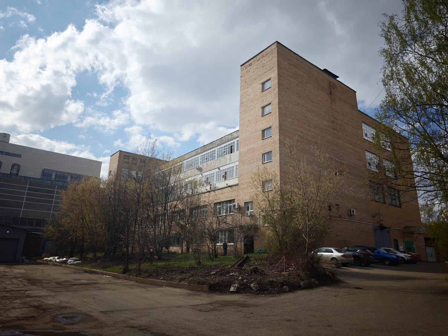 Здание в котором находится производство Легато